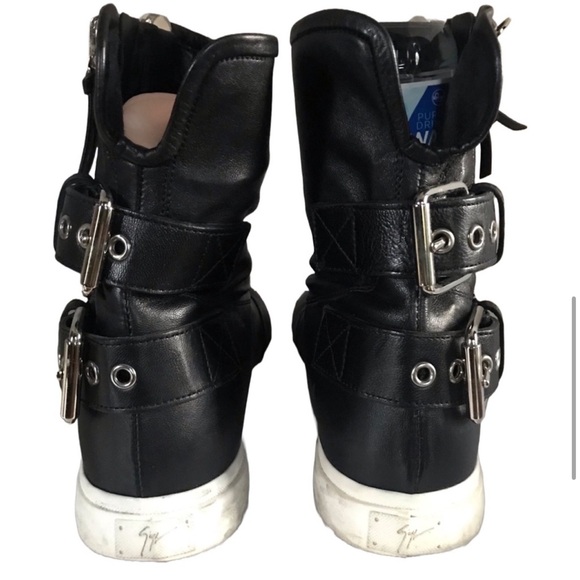 GIUSEPPE ZANOTTI BLACK LEATHER W/WHITE SOLE HIGH TOP SNEAKERS (37.5) - Picture 4 of 5